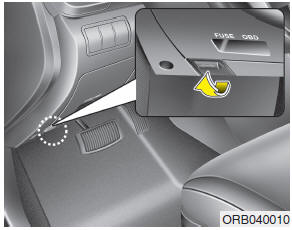 Hyundai Accent: Opening the hood. 1.Pull the release lever to unlatch the hood. The hood should pop open slightly.