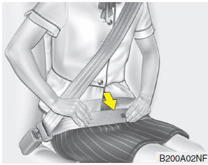 Hyundai Accent: Seat belt restraint system. 