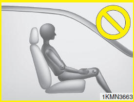 Hyundai Accent: Main components of occupant detection system. - Never sit with hips shifted towards the front of the seat.